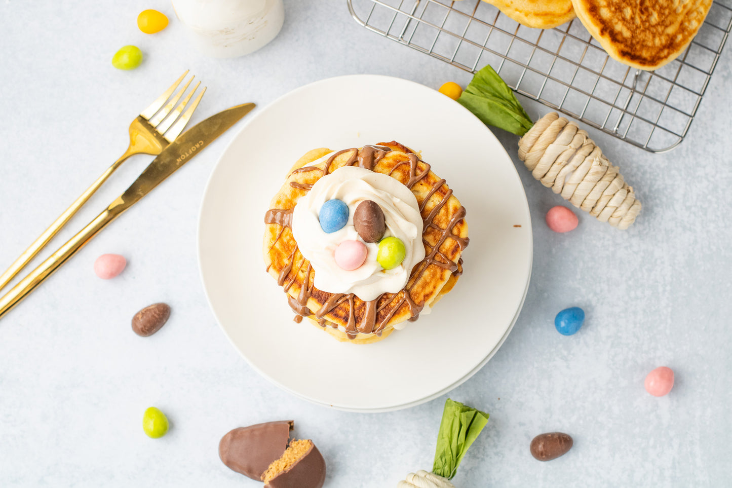Easter Reese's Pancakes